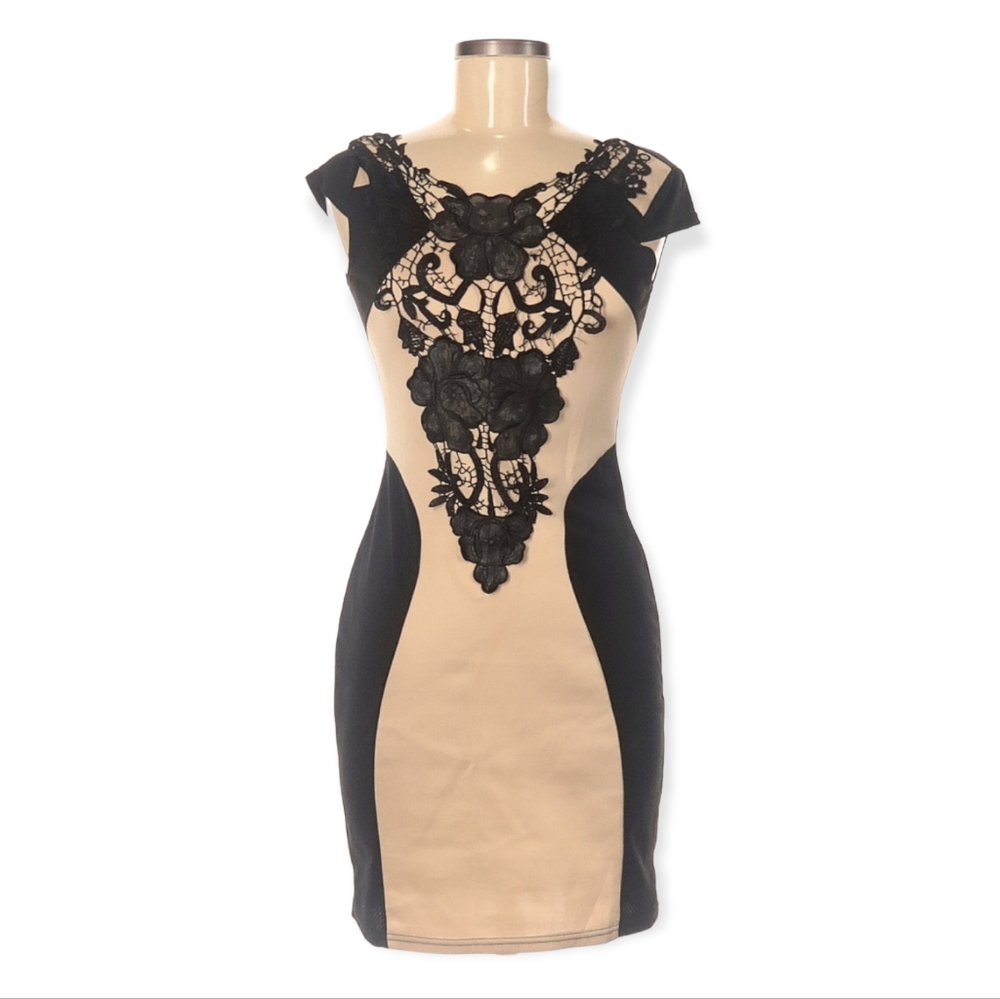 Jade Bodycon Lace Embellished Mini Dress Size M